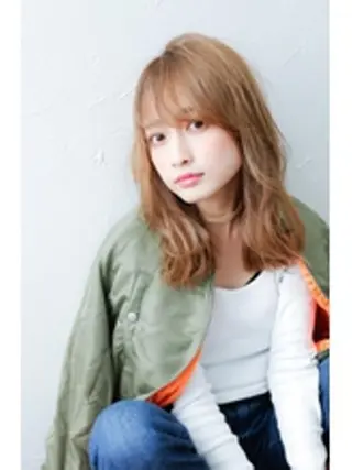 セミロング FUNIC style-Gのヘアスタイル