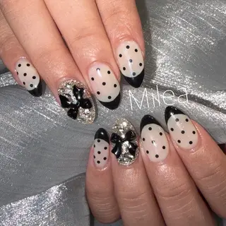 ネイル Milea🩵 Sayaka🪩のネイルデザイン