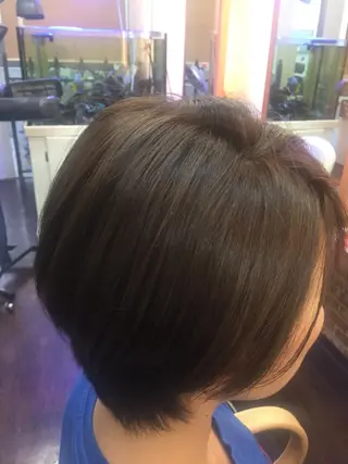 ショート カラー 桧山 真のヘアスタイル