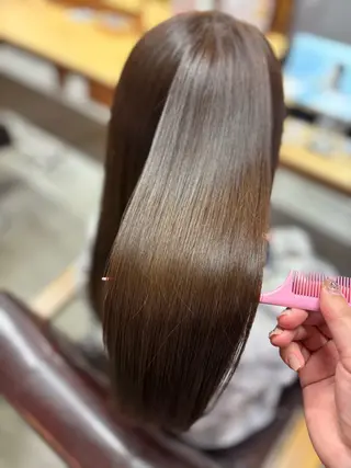 カラー 川内 美瑚のヘアスタイル