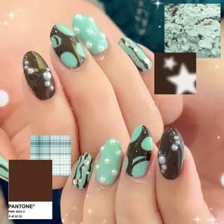 ネイル 🪄mimi🎀 Midori🪽のネイルデザイン