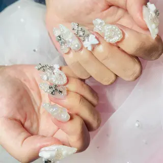 ネイル ピンキー 池田公園店のネイルデザイン