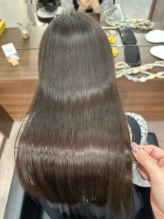 ロング 金 春江のヘアスタイル
