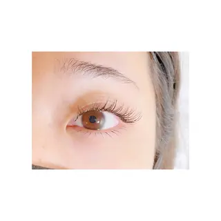 マツエク・マツパ Colorlist MIYUUのヘアスタイル