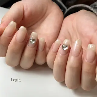 ネイル Legit nail salonのネイルデザイン