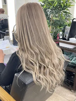 ロング カラー 🫧あ お🫧 心斎橋のヘアスタイル