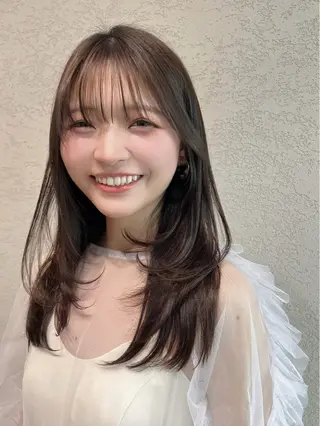 ロング カラー 興津/韓国レイヤー ダブルカラー美髪縮毛のヘアスタイル