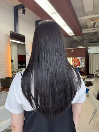 ロング カラー 金村 綾芽のヘアスタイル