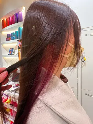 カラー Ashanti 有川のヘアスタイル