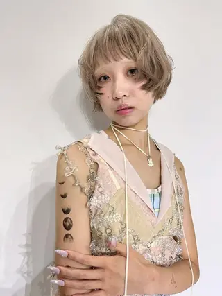 ショート カラー かわい りほのヘアスタイル