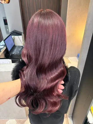 ミディアム カラー 天神暖色カラー レイヤー・髪質改善のヘアスタイル