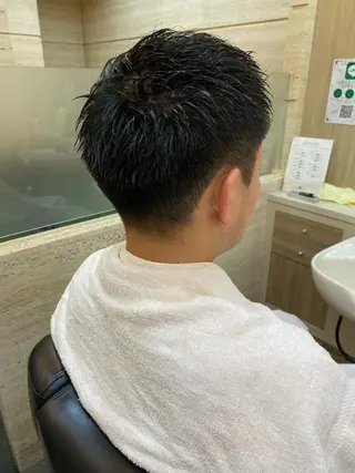 ショート 牧野 優太のヘアスタイル