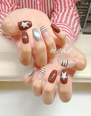 ネイル 胡蝶蘭レディースサロ ンNailMOKAのネイルデザイン