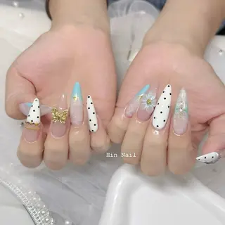 ネイル HIN NAILのネイルデザイン