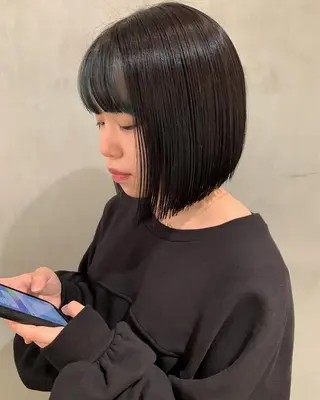 ショート カラー アンニュイヘア🪽 ayumiのヘアスタイル