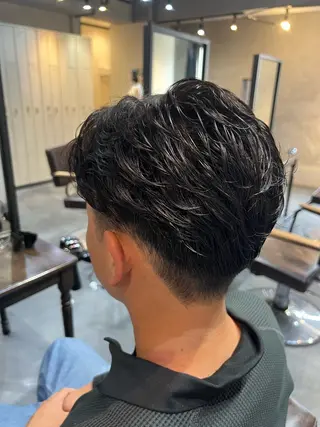 ミディアム パーマ 森本 礼二のヘアスタイル