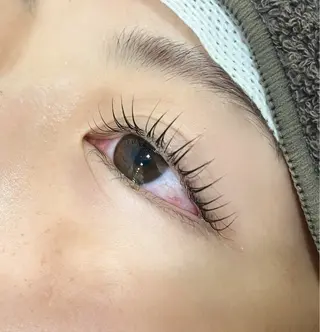 マツエク・マツパ 岩本真美 eyelashのマツエク・マツパデザイン