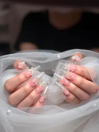 ネイル Cloudy Chan Nailのネイルデザイン