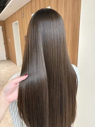 ロング 外人風ハイライト/ 艶カラーのヘアスタイル