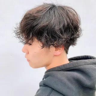 ショート パーマ メンズ 中川 竜誠のヘアスタイル