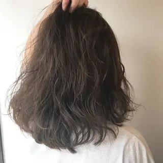 セミロング en Siena エンシエナのヘアスタイル
