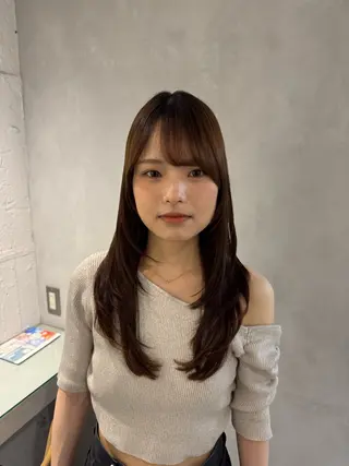 セミロング 新宿/顔周りカット +レイヤー=しずく♩のヘアスタイル