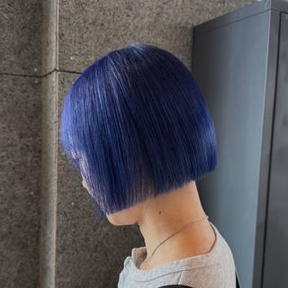 カラー 艶髪ハイトーン× ボブ🥣アイネのヘアスタイル