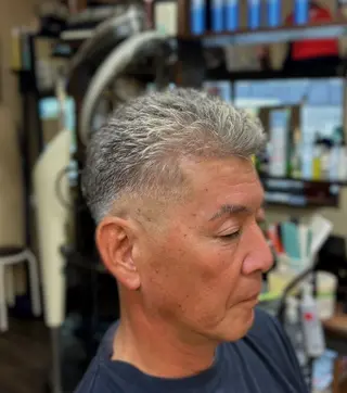 メンズ パーマ 青木 健二のヘアスタイル