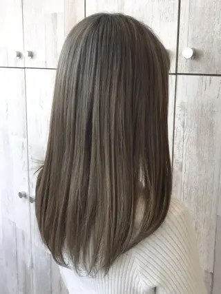 セミロング 💐透明感カラー💐 おかじま まりか💐のヘアスタイル