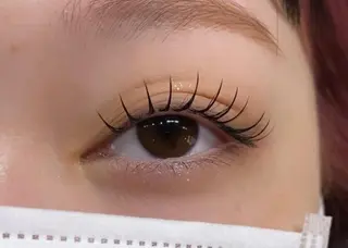 マツエク・マツパ withサロン/パリ 2600円サロンのヘアスタイル