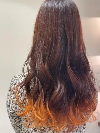 ロング カラー NATSUMI AR.MARAのヘアスタイル