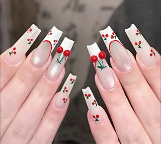 ネイル she’s nailのネイルデザイン