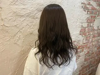ロング カラー LUSTY 長井明里のヘアスタイル
