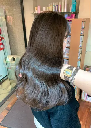 セミロング カラー 矢野 晃平のヘアスタイル