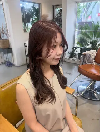 ロング 羽田 桃菜のヘアスタイル