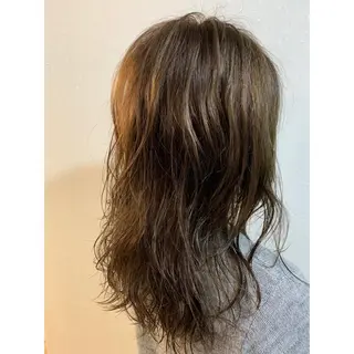 カラー 杉山 憂人のヘアスタイル