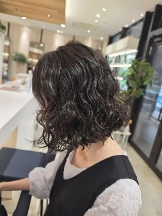 ミディアム パーマ 💜艶髪カラー💜 🎶富川美希🎶のヘアスタイル
