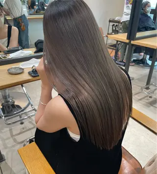 カラー 🎗️ブリーチ 🎗️ダブルカラーのヘアスタイル