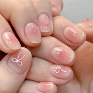 ネイル 🫧えび シンプルデザイン🫧のネイルデザイン
