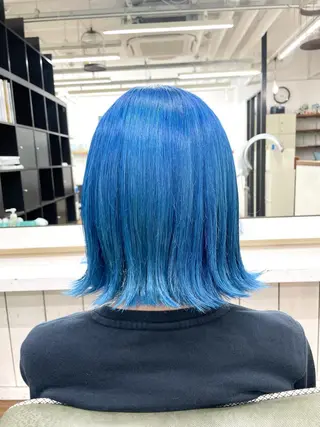 ショート カラー 青木 優歩のヘアスタイル