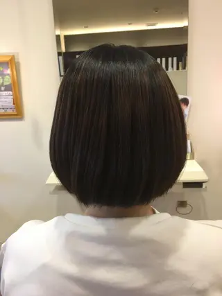 ショート パーマ 辻出 綾弥のヘアスタイル