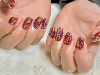 ミディアム yuka ⭐︎のネイルデザイン