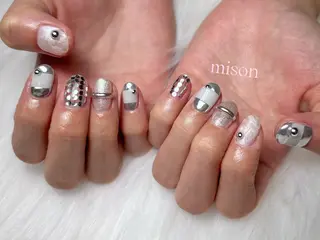 ネイル mison 安形友花のネイルデザイン