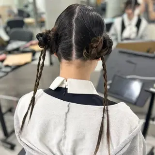 セミロング ヘアアレンジ Acchon/心斎橋 💚ダブルカラーのヘアスタイル