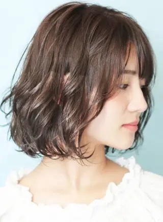 ショート パーマ レイヤー/ショート/ 透明感/銀座/れんのヘアスタイル