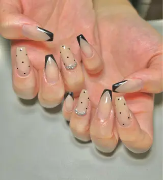 ネイル Liennail 持込デザインやり放題のネイルデザイン