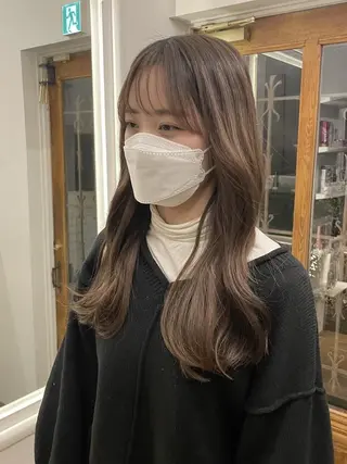 ロング YUYU🦕 /エクステ/艶カラーのヘアスタイル