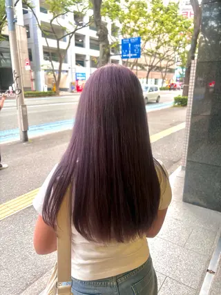 ロング カラー 紅/透明感カラー /カットのヘアスタイル