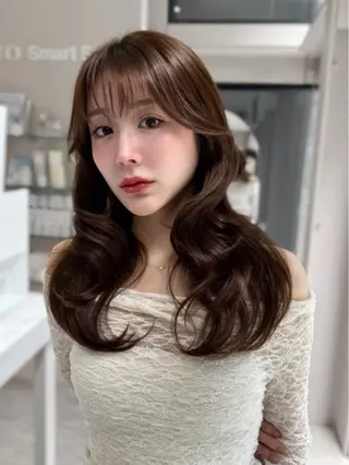 セミロング カラー 銀座/レイヤー 顔周りカット溝手優太のヘアスタイル