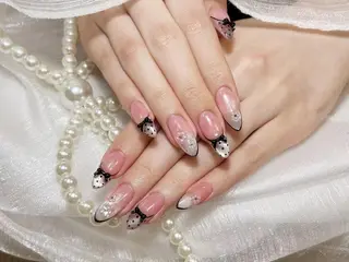 ネイル Hana Bloom Nail Salonのネイルデザイン